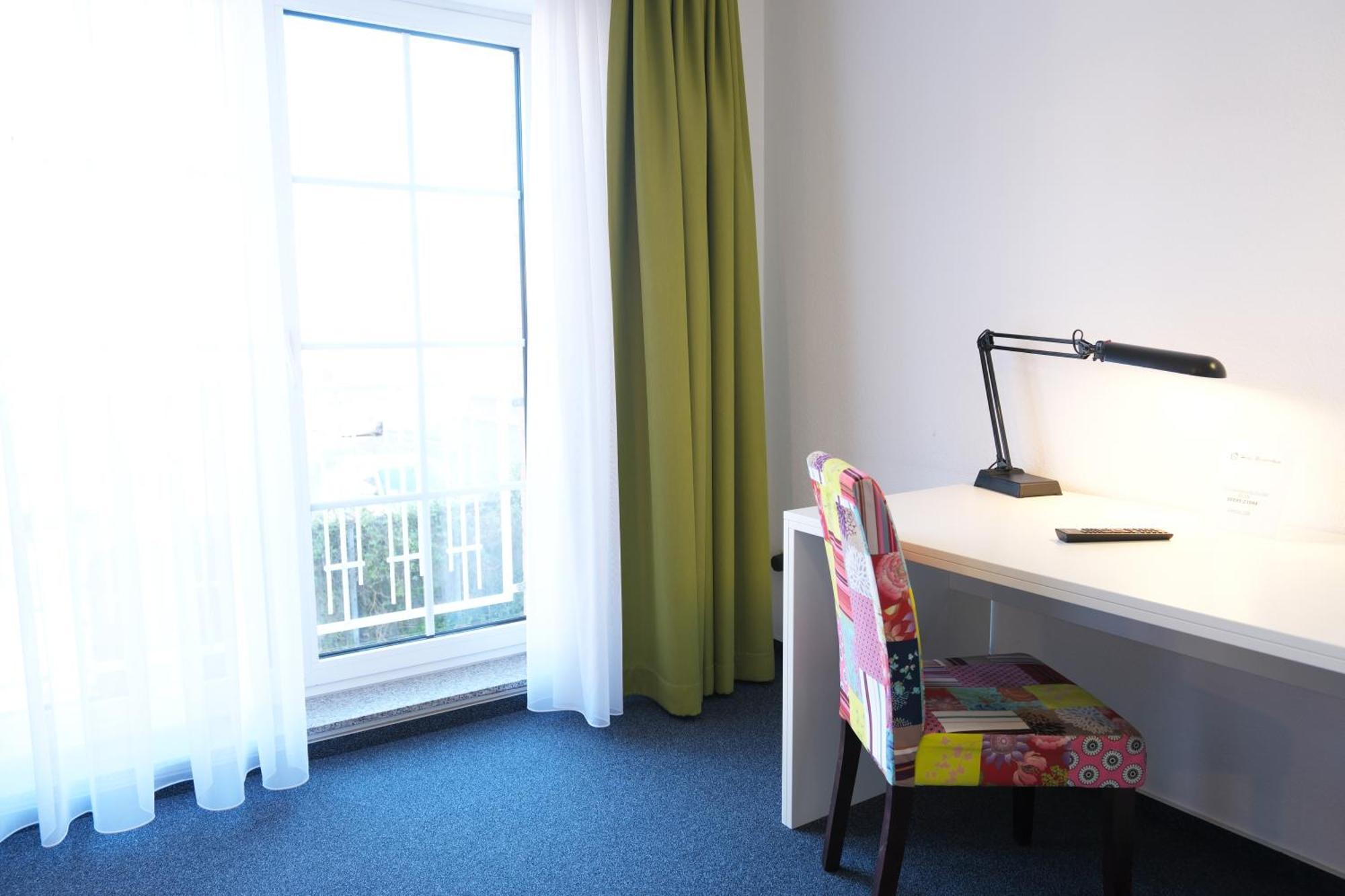 Vivotel Niederrhein Voerde ภายนอก รูปภาพ