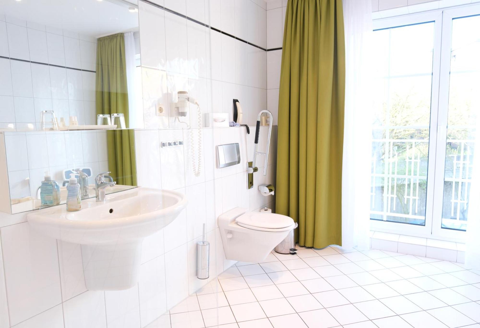 Vivotel Niederrhein Voerde ภายนอก รูปภาพ